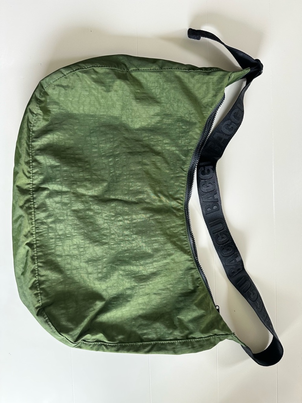 BAGGU Large Crescent Bag Bay Laurel